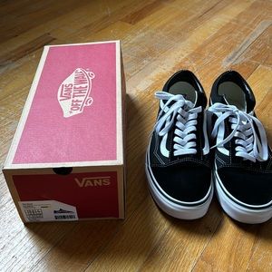 Men’s Vans Old Skool sneakers